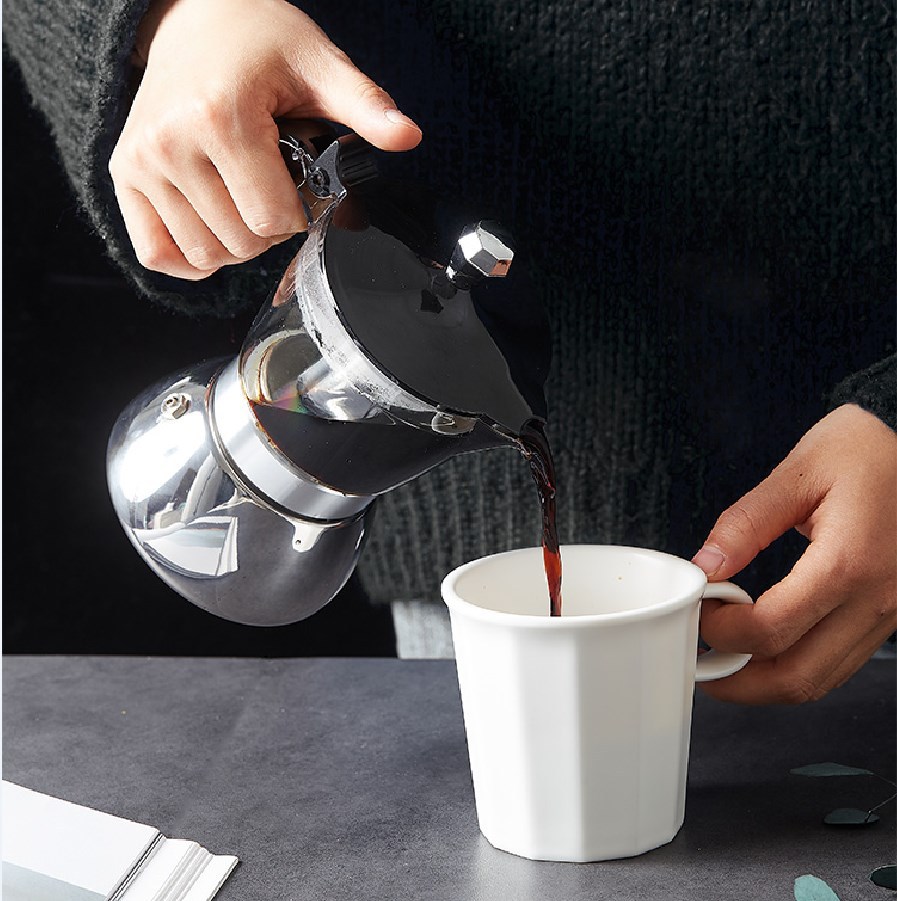 Moka Induction Stovetop Espres - مراجعة Coffee Equipment Espresso وسعره